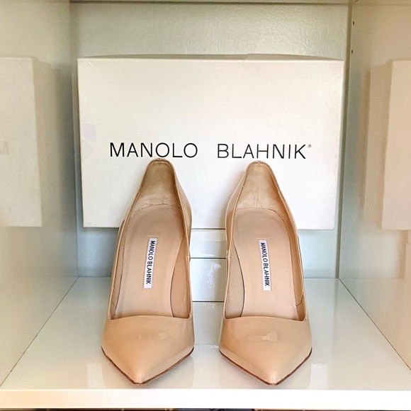 Manolo Blahnik Shoes - MANOLO Blahnik Nude Patent Pumps